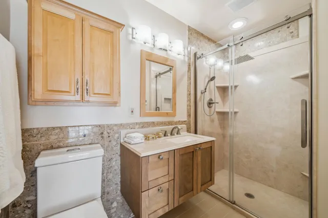 $1,375,000 | 1000 Heritage Lane, Orono, MN 55391