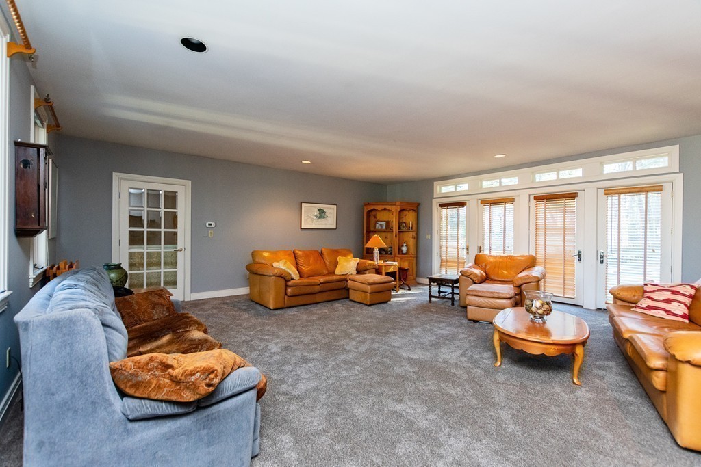 75 Crestview Road Milton, MA 02186 - Photo 16 of 27