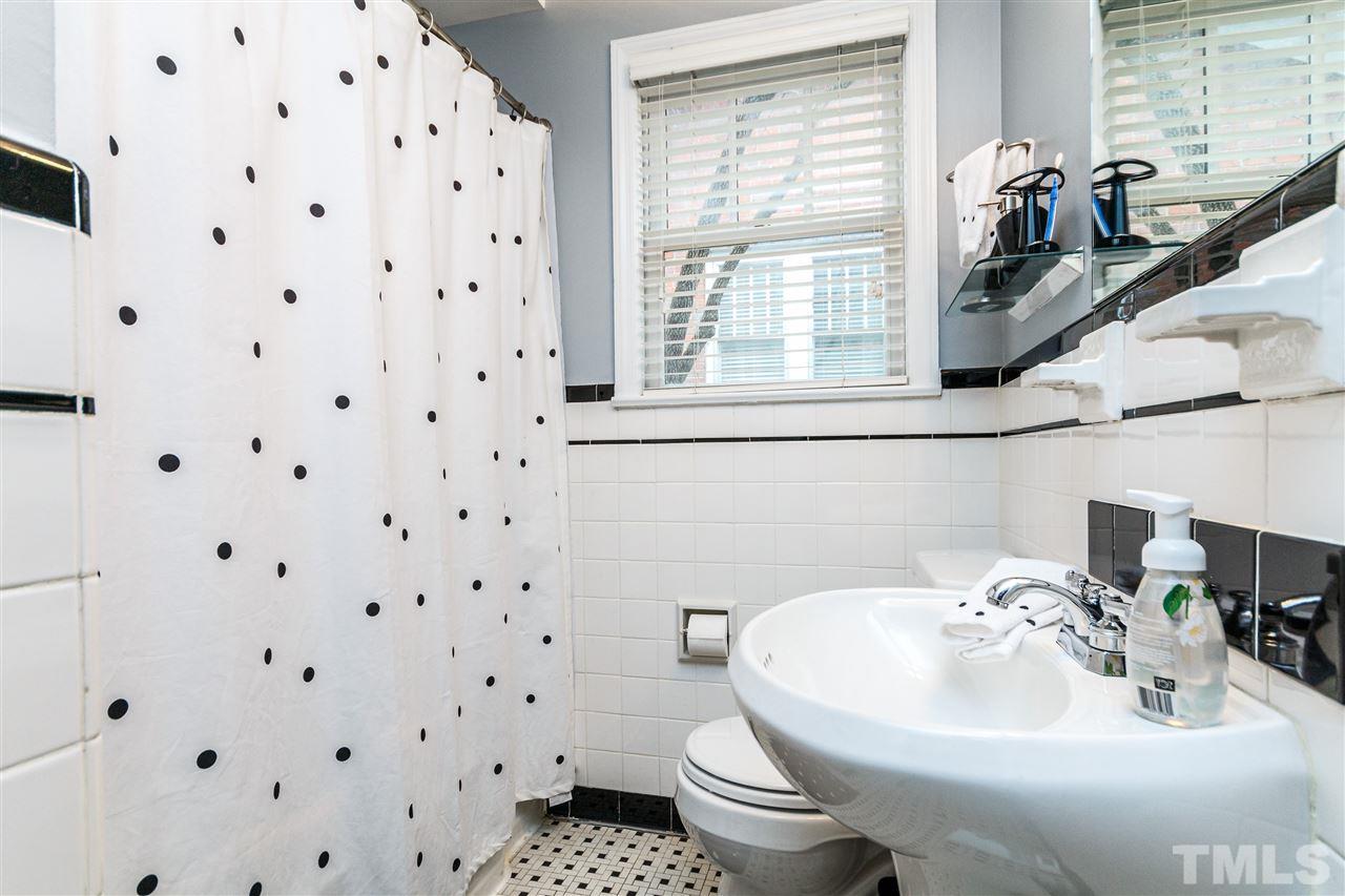1810 Fairview Road Raleigh, NC 27608 - Photo 23 of 30