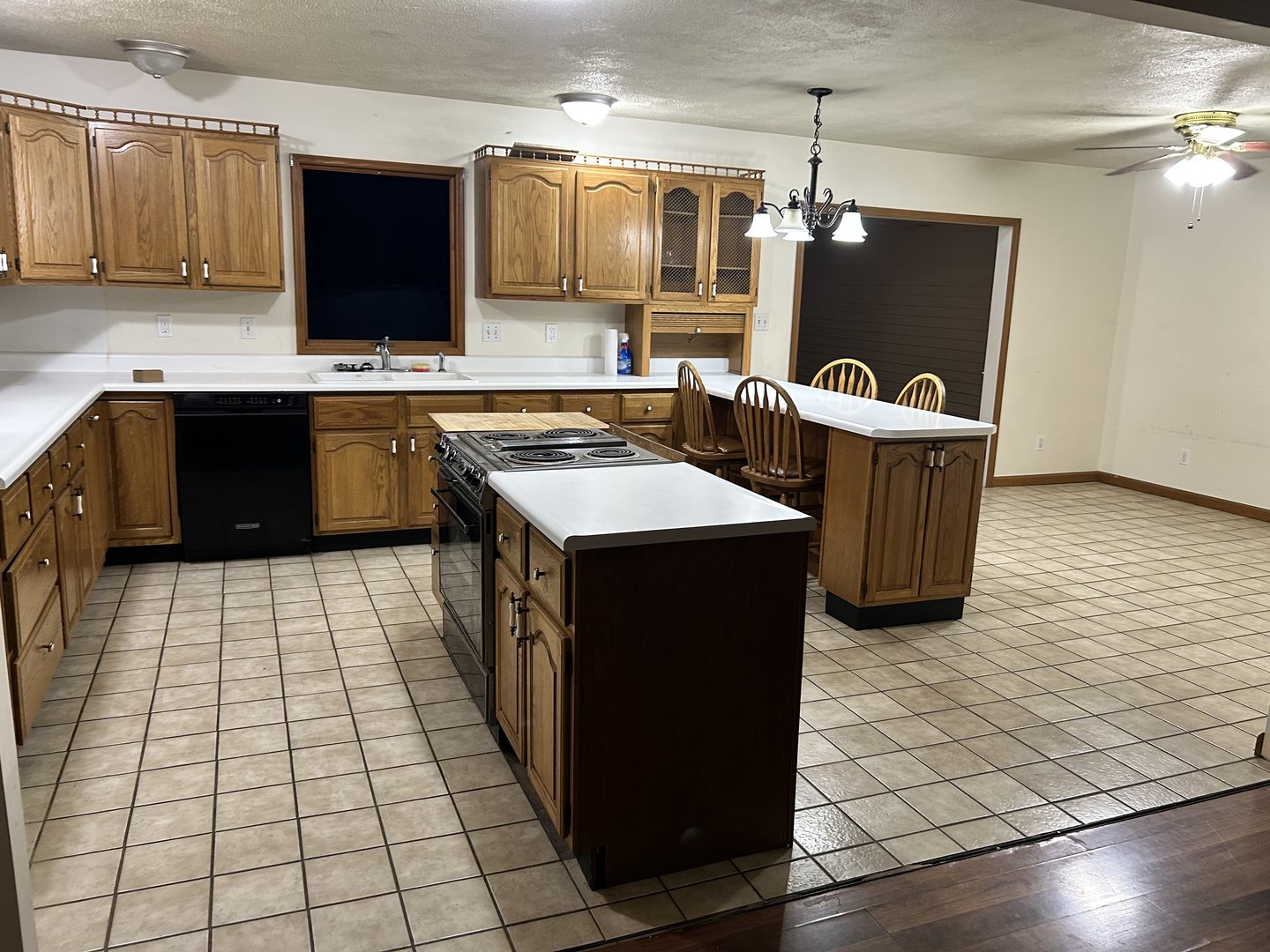 511 West 5th Street Benton, IL 62812 - Photo 6 of 21