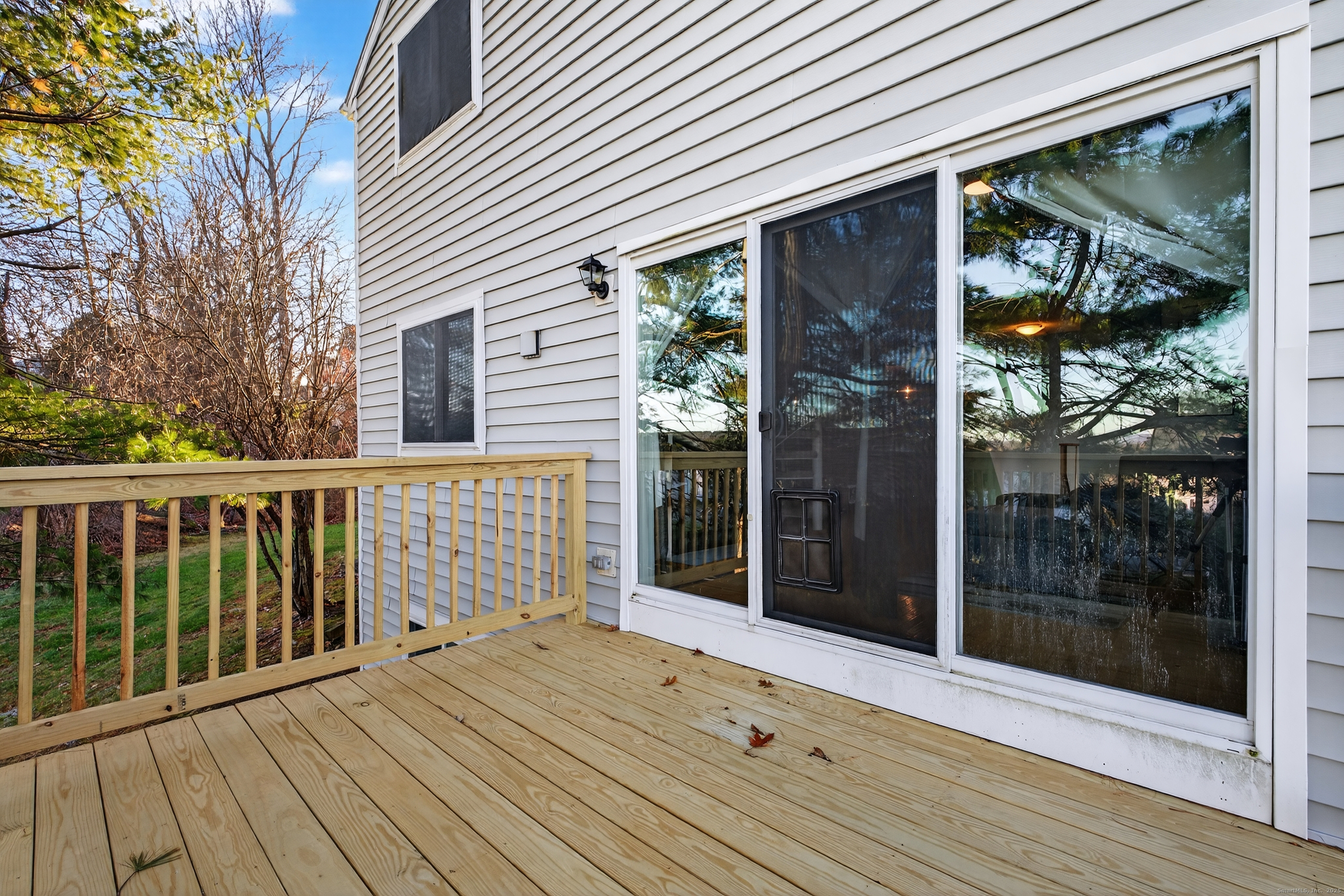 3 Sun Ridge Lane, Unit 3 Cromwell, CT 06416 - Photo 35 of 38 a view of a brick house with a large window