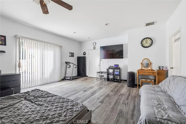 $999,999 | 23574 Lake Valley Drive, Moreno Valley, CA 92557