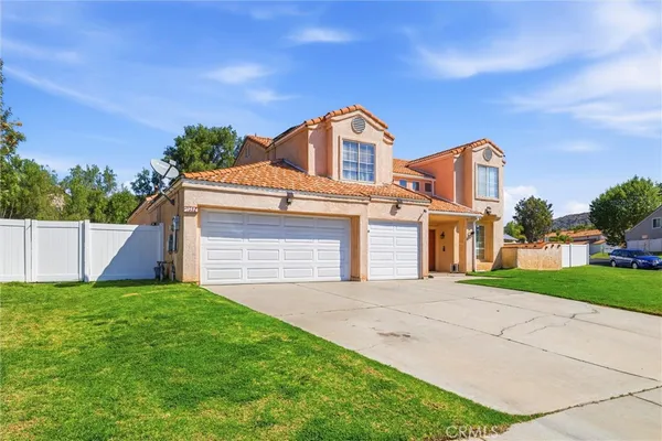 $999,999 | 23574 Lake Valley Drive, Moreno Valley, CA 92557
