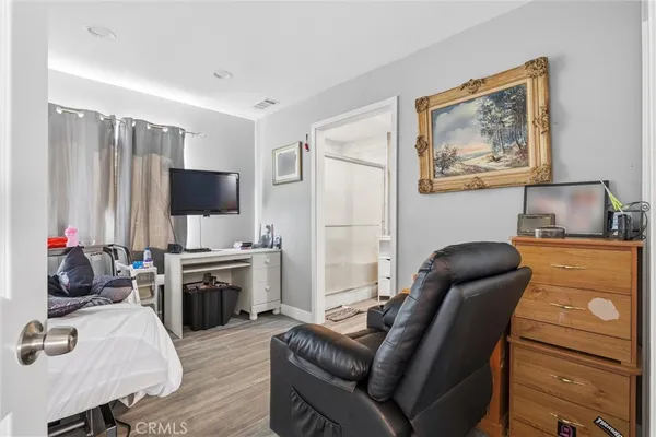 $999,999 | 23574 Lake Valley Drive, Moreno Valley, CA 92557