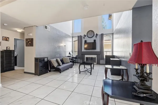 $999,999 | 23574 Lake Valley Drive, Moreno Valley, CA 92557