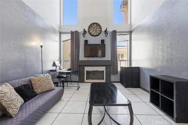 $999,999 | 23574 Lake Valley Drive, Moreno Valley, CA 92557