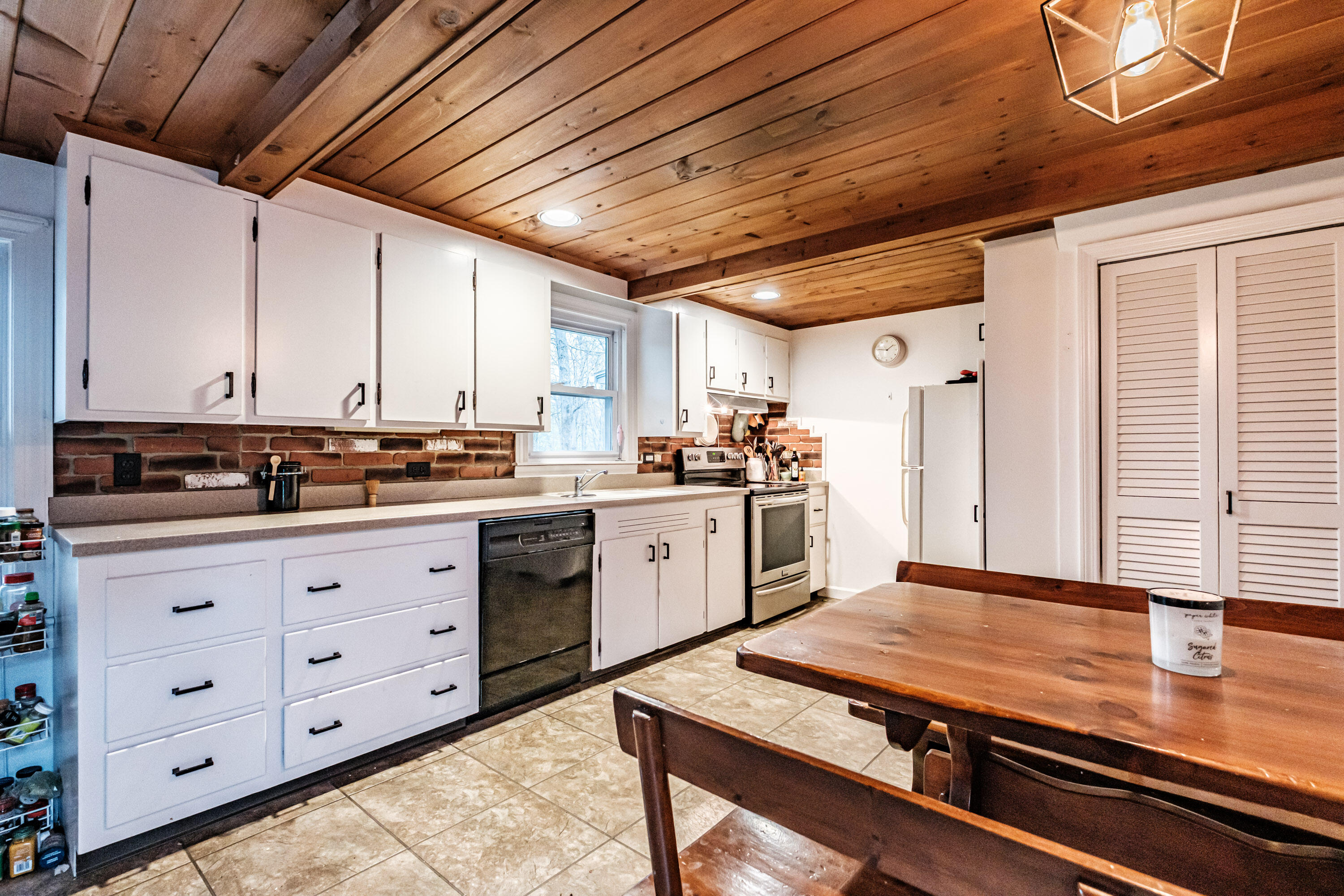 42 Sumac Street Portland, ME 04103 - Photo 3 of 28 20260506gp-63011