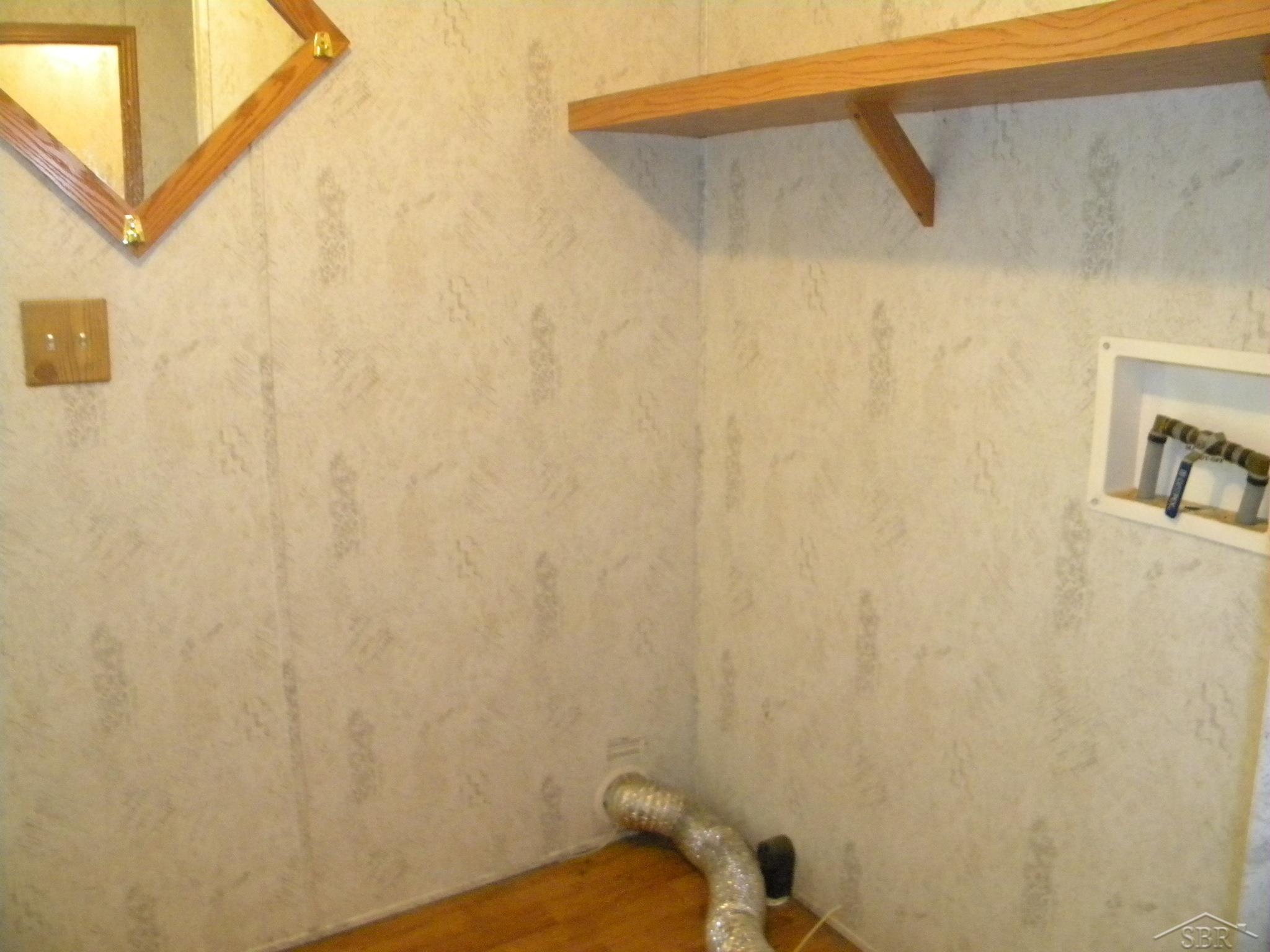 12635 Frost Road Hemlock, MI 48626 - Photo 14 of 22 50115116-13.JPG