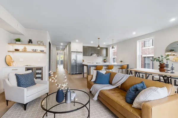 $889,000 | 59 Spear Street, Unit 401, Quincy, MA 02169