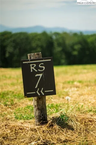 $799,900 | Rs7 Skywest Parkway, Elk Park, NC 28622