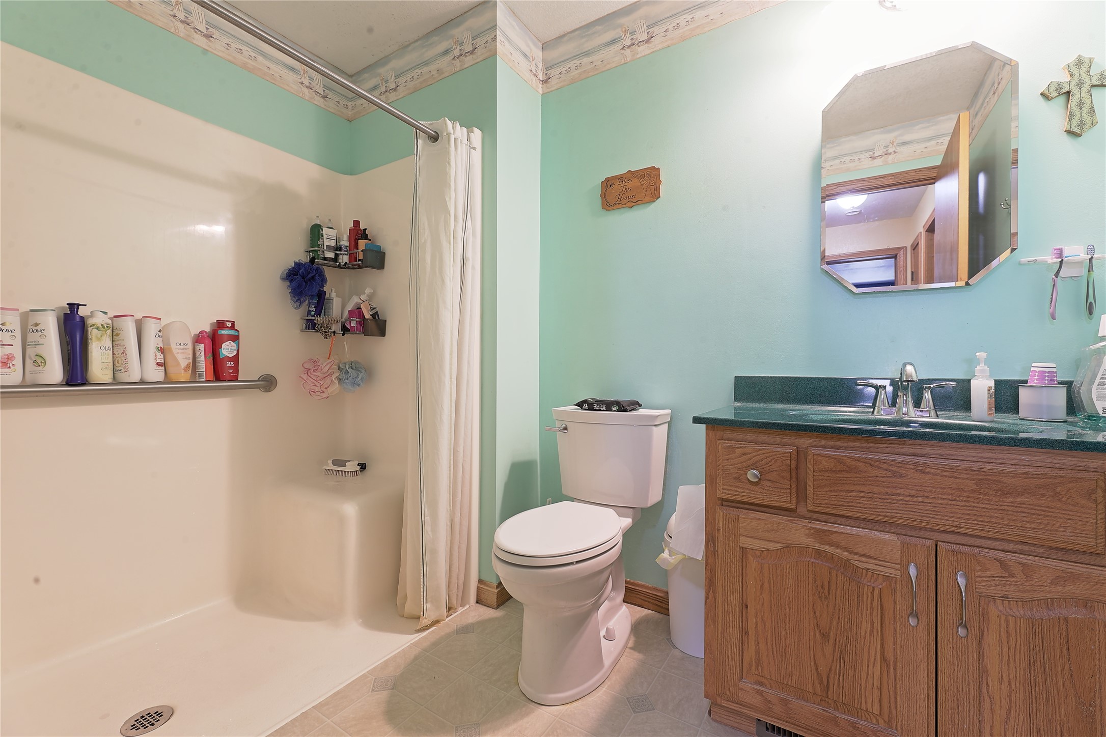 2436 Golf Club Road Erie, PA 16509 - Photo 18 of 28 Full Bathroom