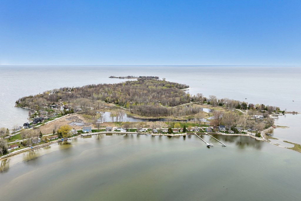 3904 Sand Bay Point Road Sturgeon Bay, WI 54235 - Photo 38 of 45