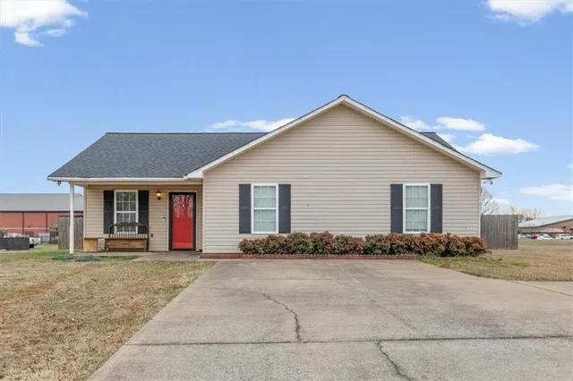 $250,000 | 8 Stonegate Drive, Cedartown, GA 30125