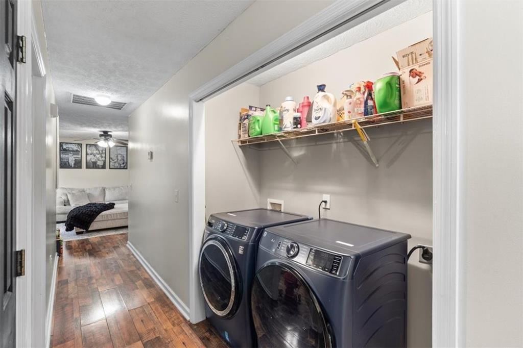 8 Stonegate Drive Cedartown, GA 30125 - Photo 27 of 42 a utility room with dryer and washer