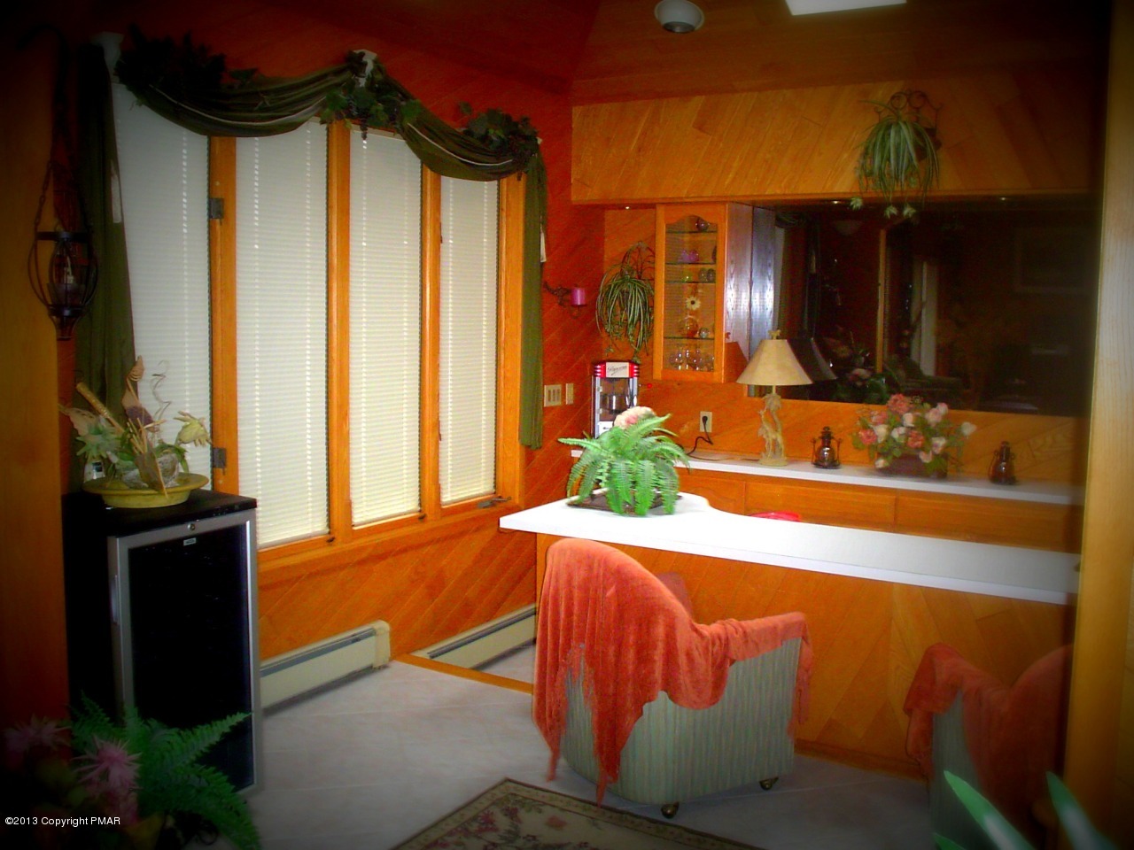 5145 Goose Pond Road Tobyhanna, PA 18466 - Photo 47 of 59 Wet bar