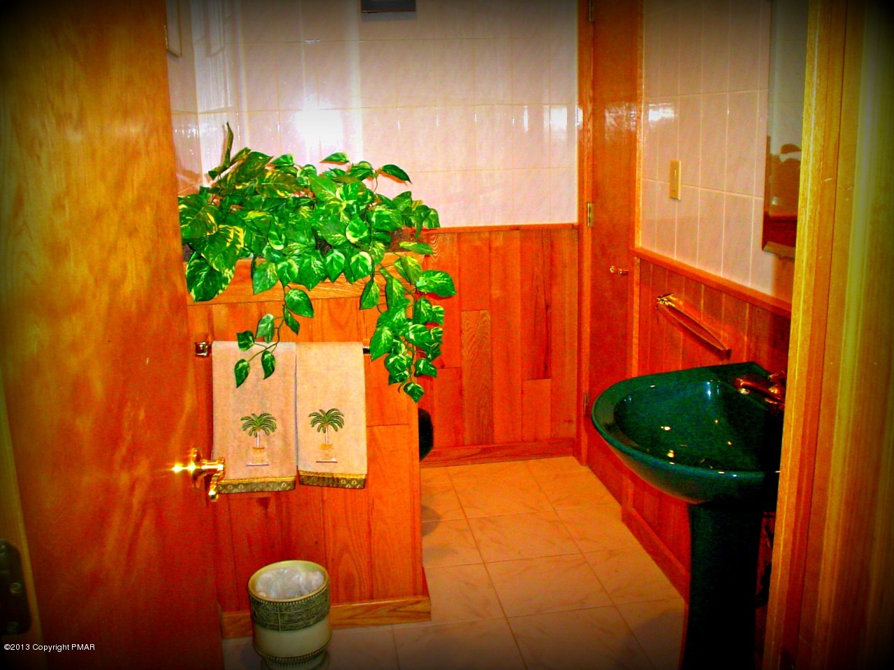 5145 Goose Pond Road Tobyhanna, PA 18466 - Photo 48 of 59 Guest Bath