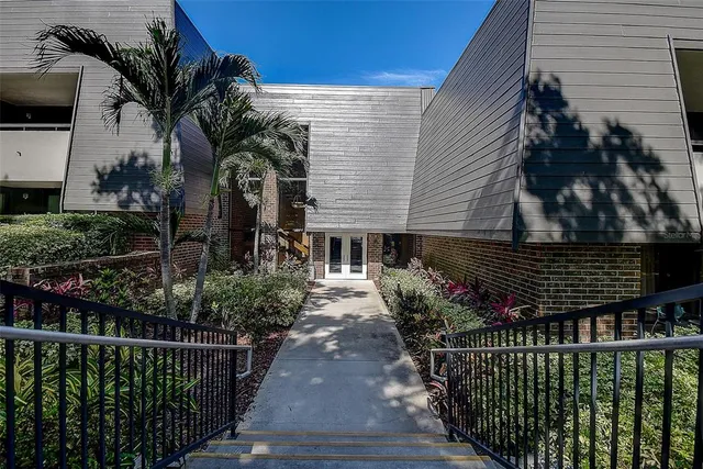 $505,000 | 36750 US Highway 19 North, Unit 24213, Palm Harbor, FL 34683