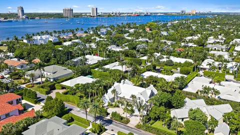 $13,450,000 | 269 Jamaica Lane, Palm Beach, FL 33480