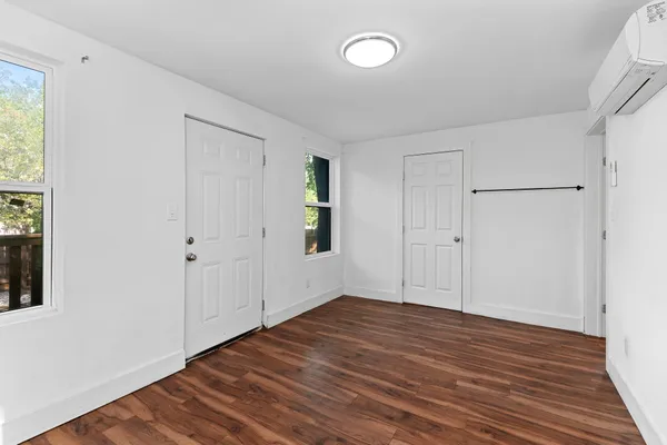 $1,850 | 204 Lessin Lane, Austin, TX 78704