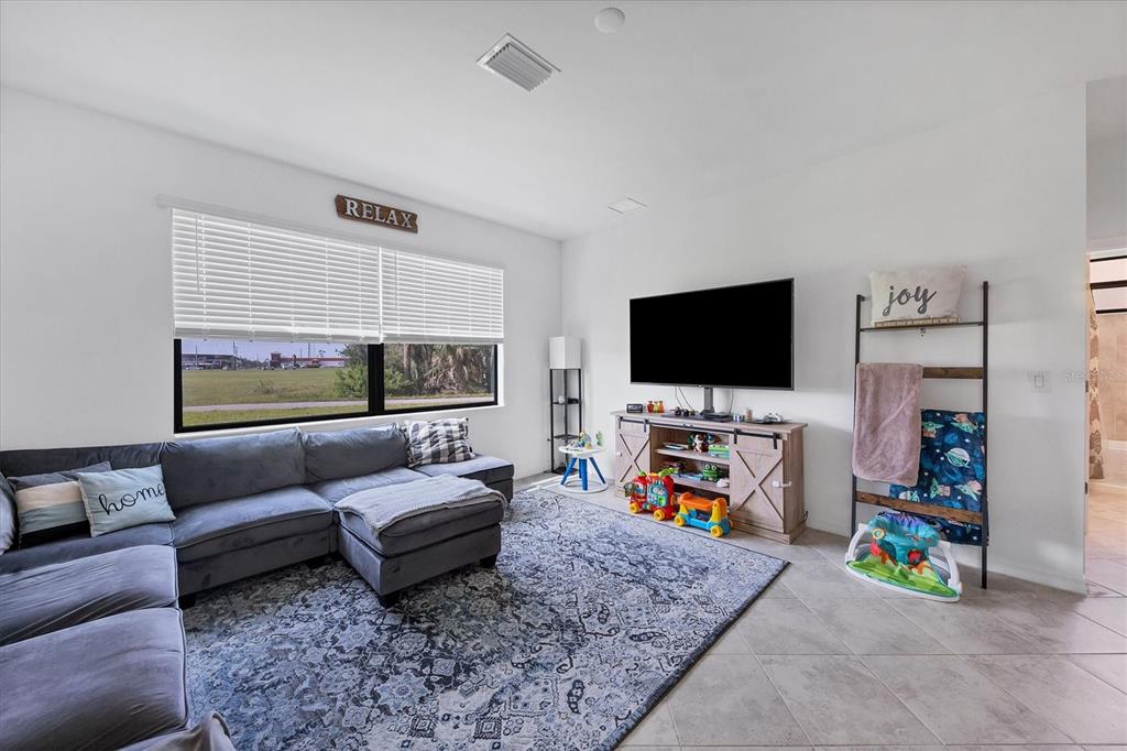 1951 East Isles Rd Port Port Charlotte, FL 33953 - Photo 15 of 36