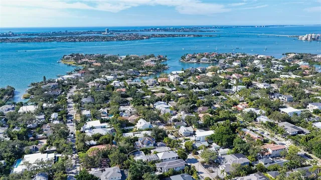 $2,750,000 | 1690 Arlington Street, Sarasota, FL 34239