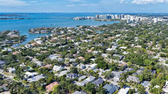 $2,750,000 | 1690 Arlington Street, Sarasota, FL 34239