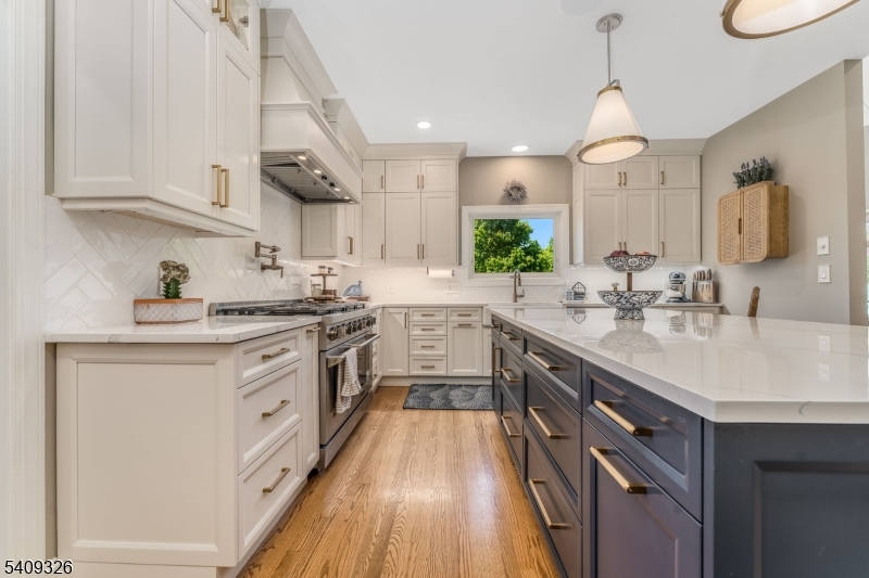 16 Wolverton Road Pittstown, NJ 08867 - Photo 23 of 50
