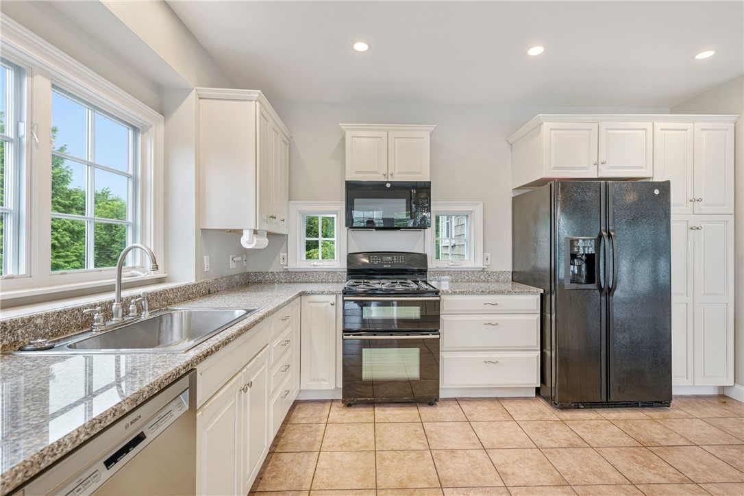 21 Bonnet View Drive Jamestown, RI 02835 - Photo 36 of 50