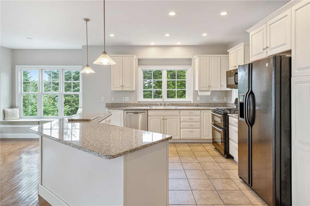 21 Bonnet View Drive Jamestown, RI 02835 - Photo 38 of 50