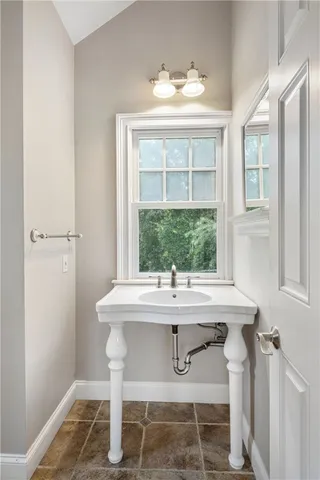 $1,700,000 | 21 Bonnet View Drive, Jamestown, RI 02835