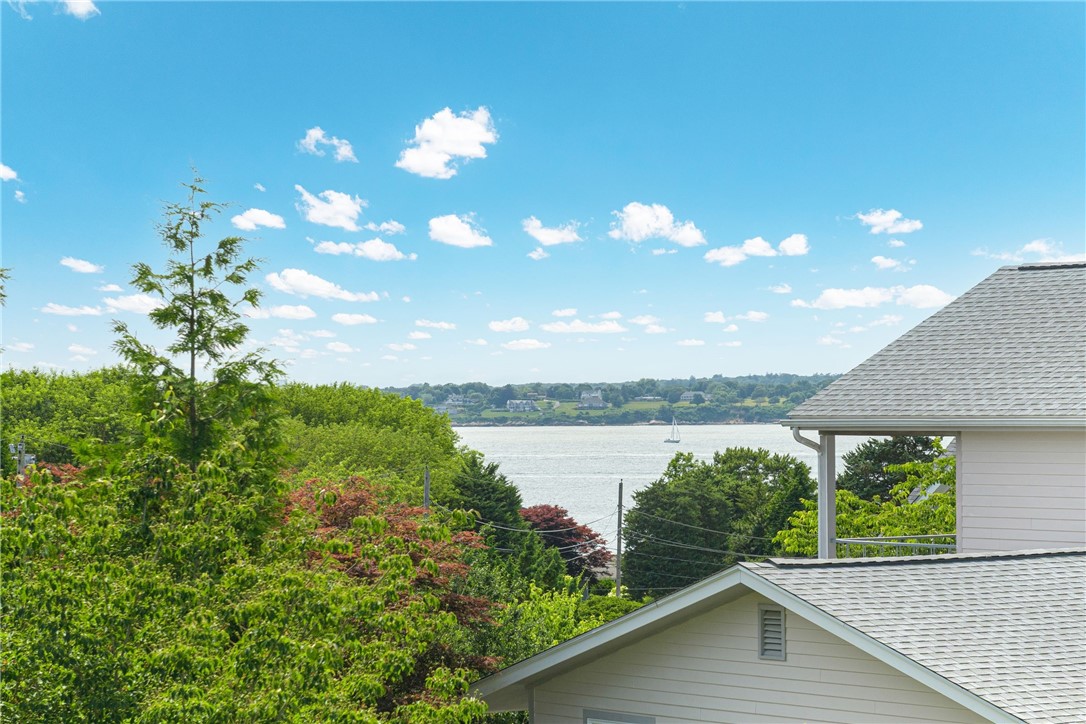 21 Bonnet View Drive Jamestown, RI 02835 - Photo 7 of 50