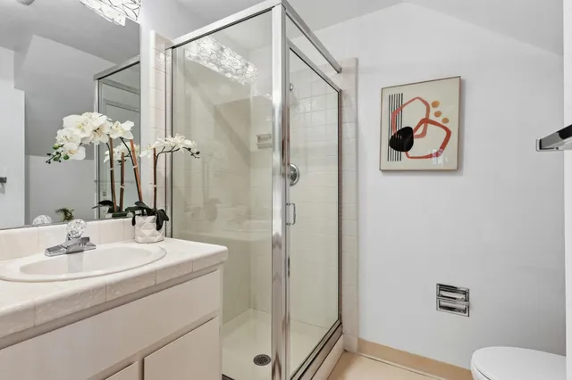 $3,250,000 | 100 Rizal Drive, Hillsborough, CA 94010