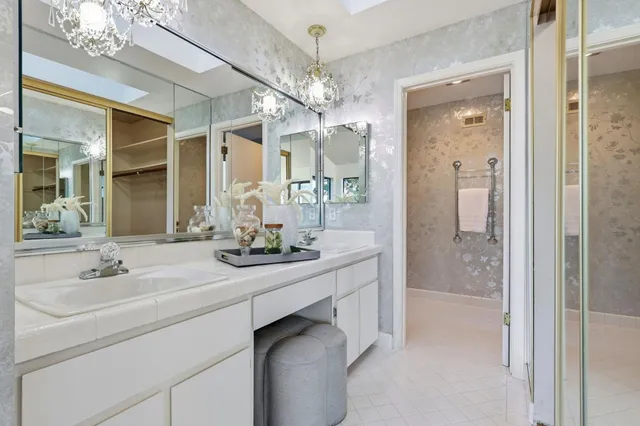 $3,250,000 | 100 Rizal Drive, Hillsborough, CA 94010