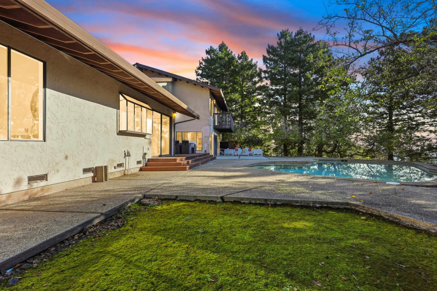 100 Rizal Drive Hillsborough, CA 94010 - Photo 37 of 42