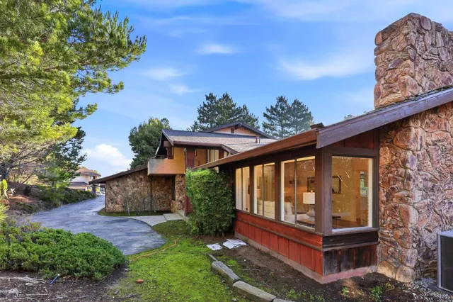 $3,250,000 | 100 Rizal Drive, Hillsborough, CA 94010