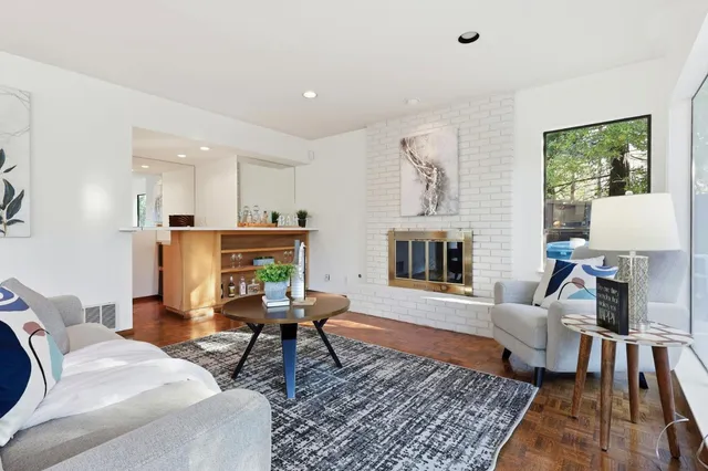 $3,250,000 | 100 Rizal Drive, Hillsborough, CA 94010