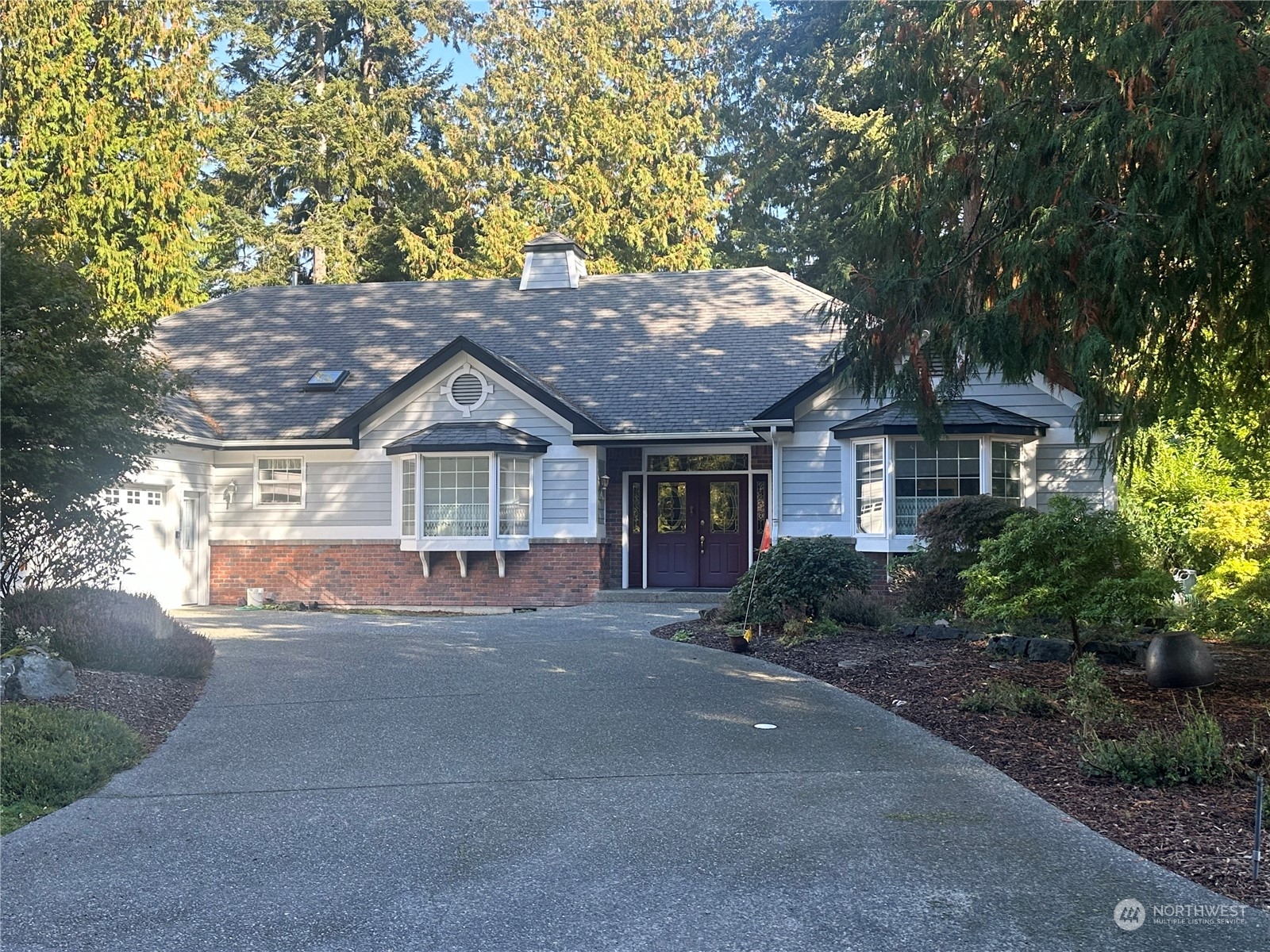 121 Arnold Palmer Parkway Sequim, WA 98382 - Photo 1 of 40