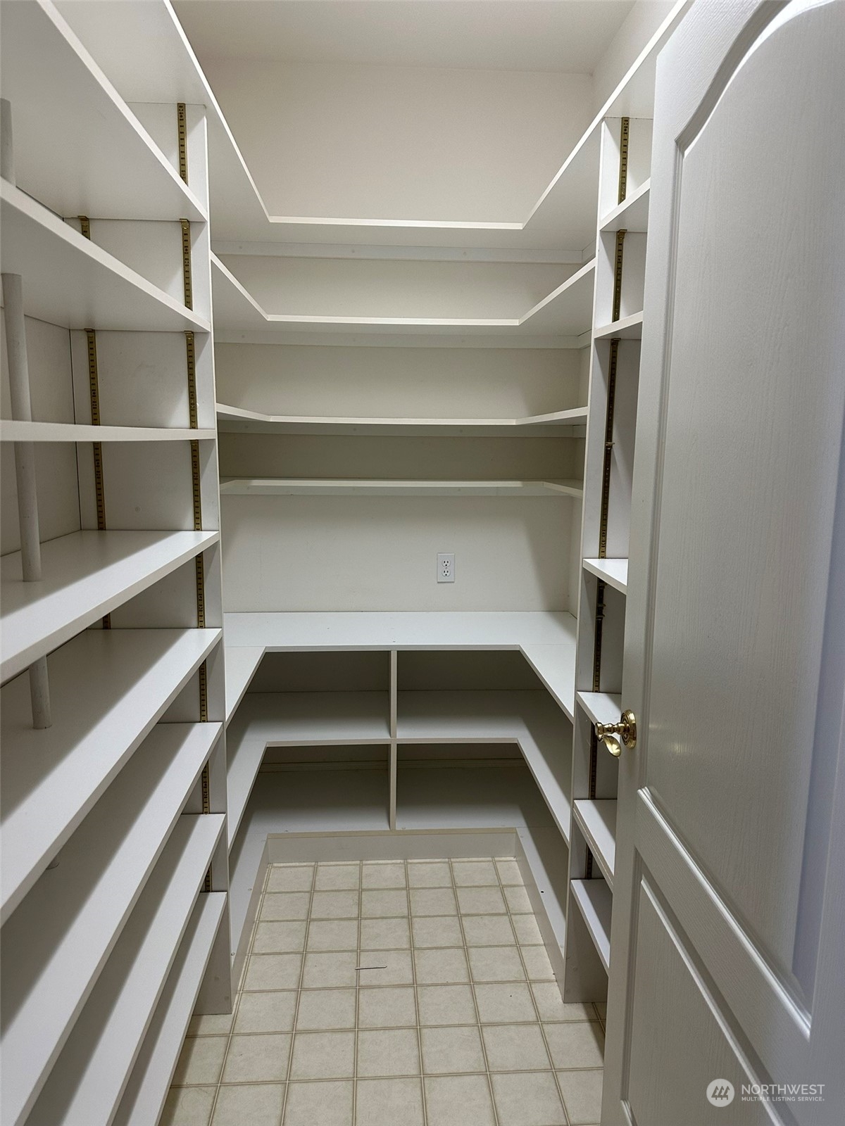 121 Arnold Palmer Parkway Sequim, WA 98382 - Photo 14 of 40