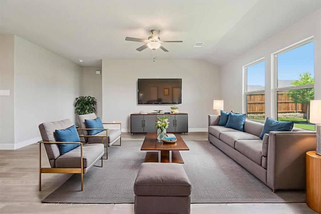 2226 Rannoch Street Sherman, TX 75092 - Photo 11 of 32 Photo is not of the actual home, but is an inspirational photo of builder’s model home and may depict options, furnishings, and/or decorator features that are not included.