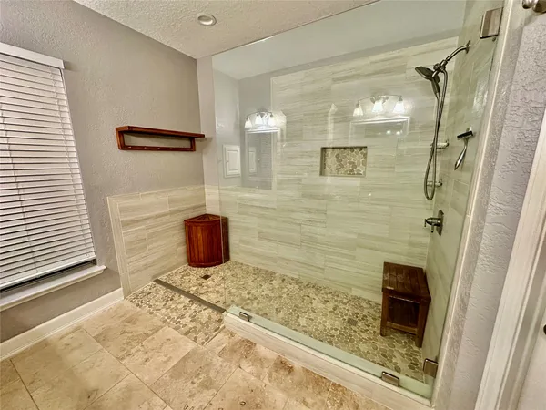 $2,900 | 9327 Restover Lane, Houston, TX 77064