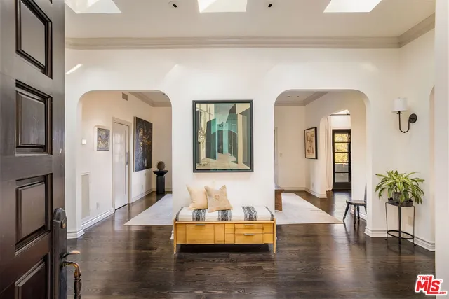 $6,249,000 | 4778 Bonvue Avenue, Los Angeles, CA 90027