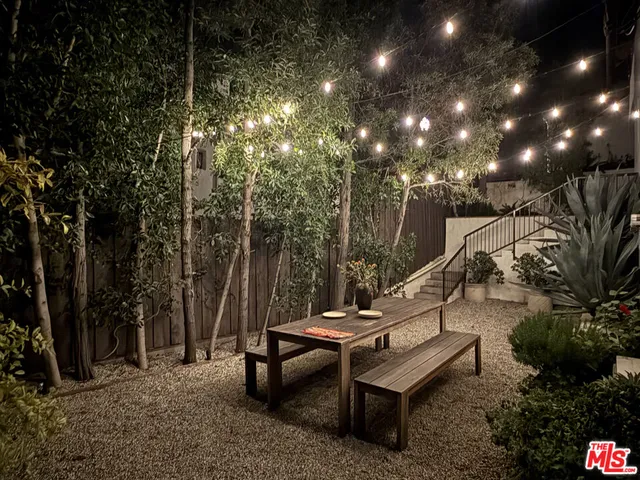 $6,249,000 | 4778 Bonvue Avenue, Los Angeles, CA 90027