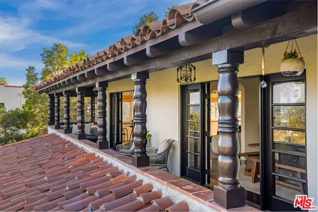 $6,249,000 | 4778 Bonvue Avenue, Los Angeles, CA 90027
