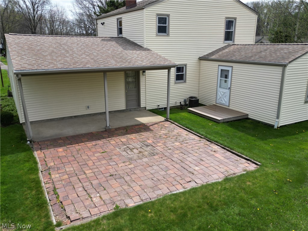6666 Clingan Road Youngstown, OH 44514 - Photo 8 of 41 View of the covered patio and brick patio