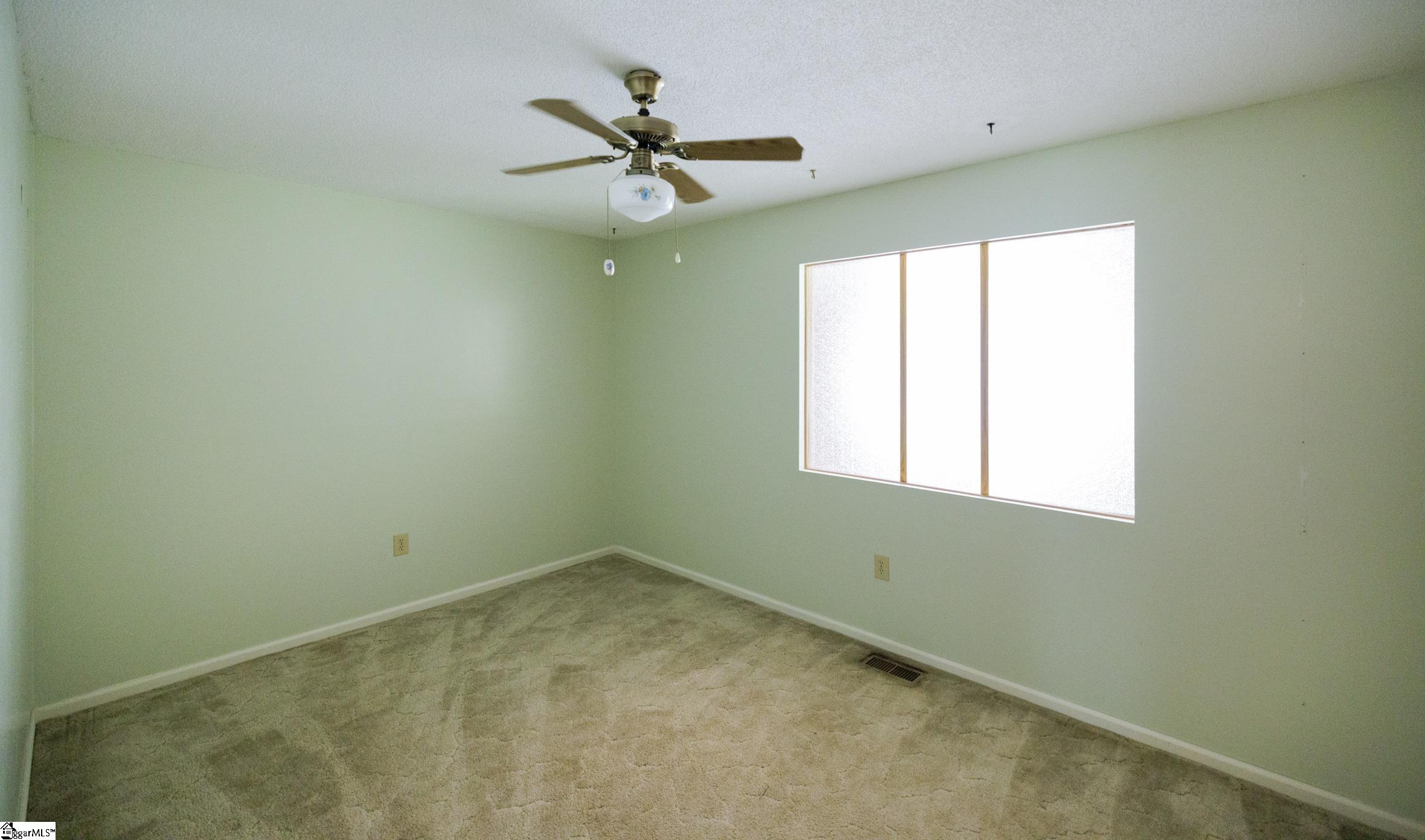 329 Berry Road Pelzer, SC 29669 - Photo 27 of 38