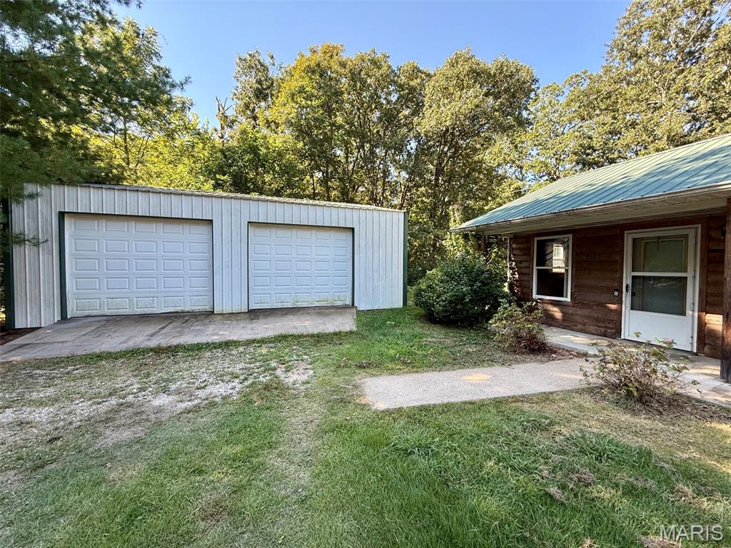 8575 North Service Road West Bourbon, MO 65441 - Photo 2 of 17 Gallery Image 2