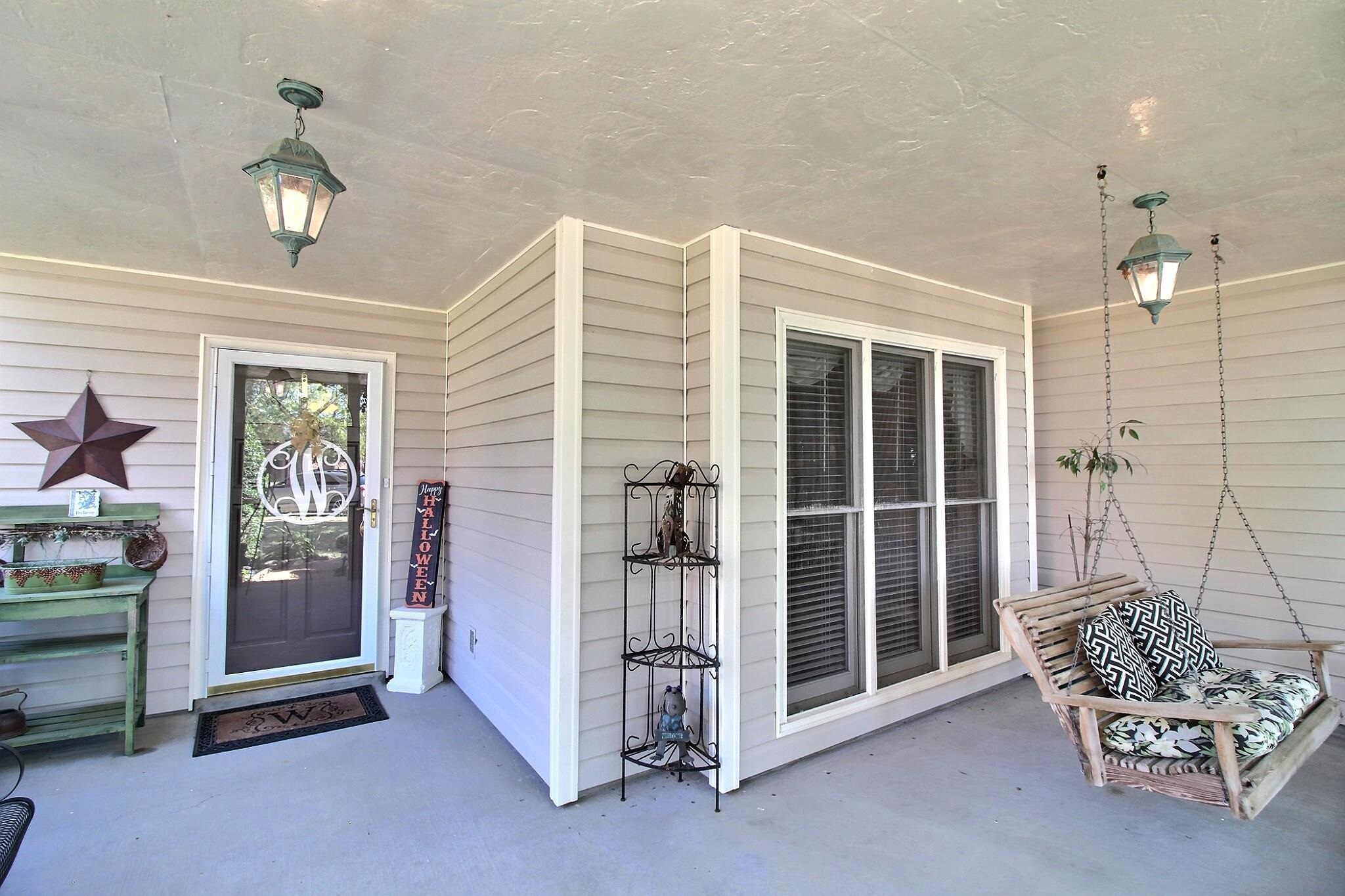 798 Early Earner Cove Collierville, TN 38017 - Photo 3 of 26 a view of livingroom with furniture