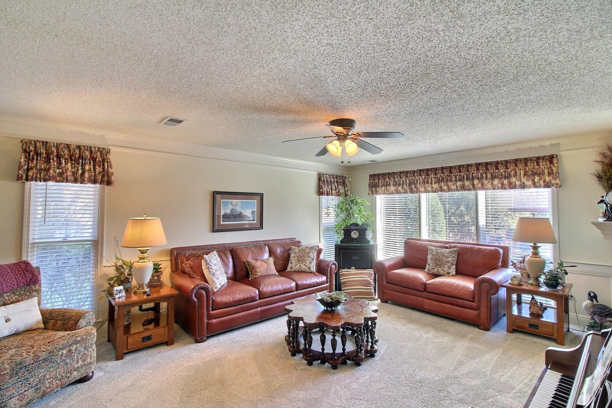 798 Early Earner Cove Collierville, TN 38017 - Photo 6 of 26 a living room with furniture and a large window