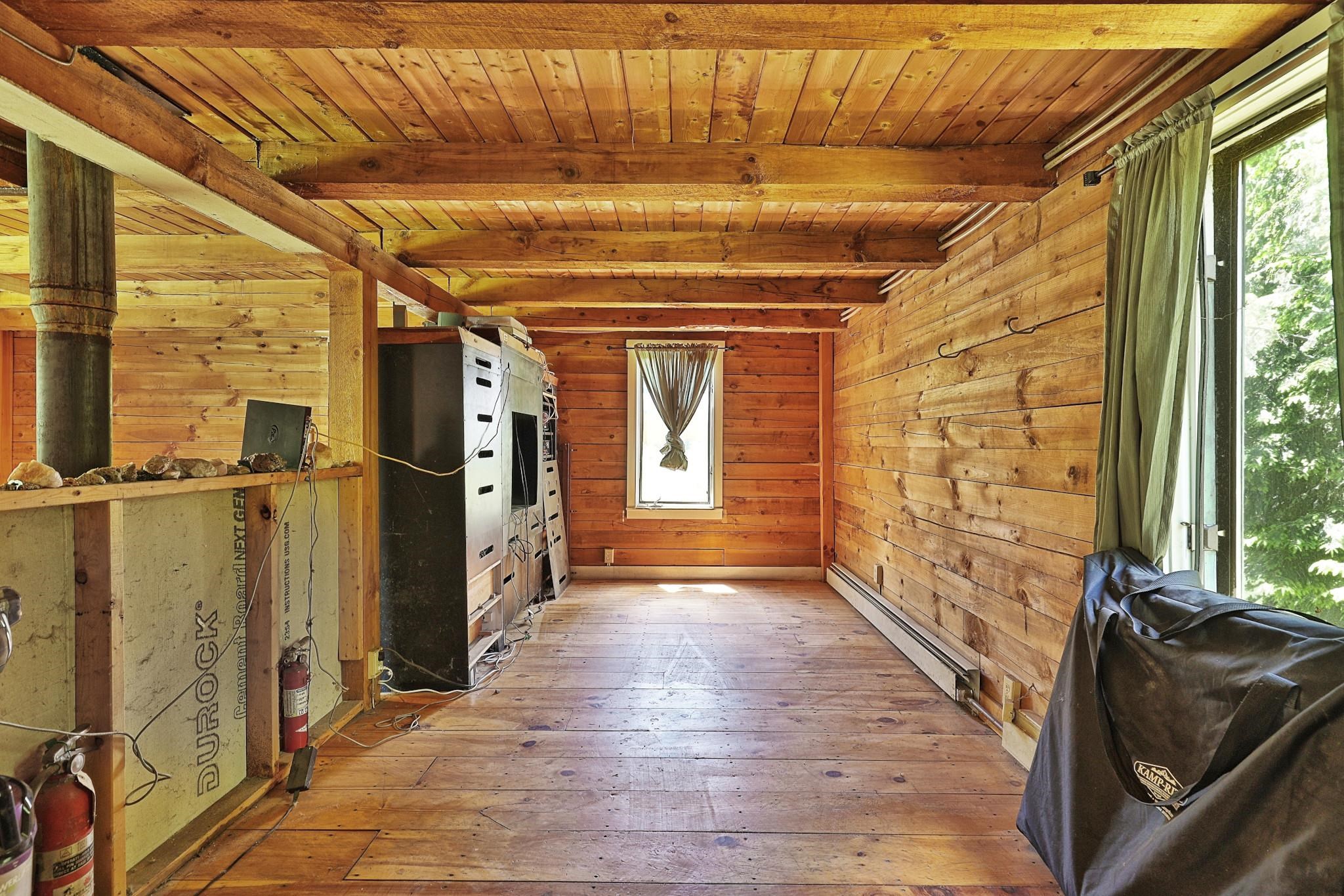 810 Crown Point Road Plymouth, VT 05056 - Photo 5 of 36 Gallery Image 5