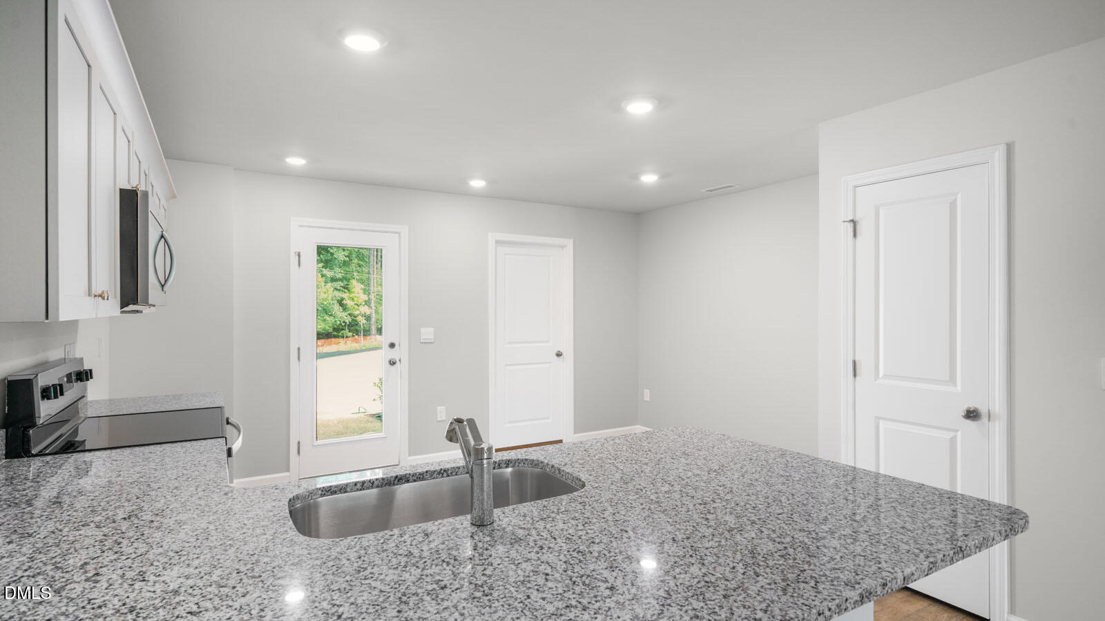 8531 Beckett Chase Way Raleigh, NC 27616 - Photo 14 of 38 second-unit-thornton-025